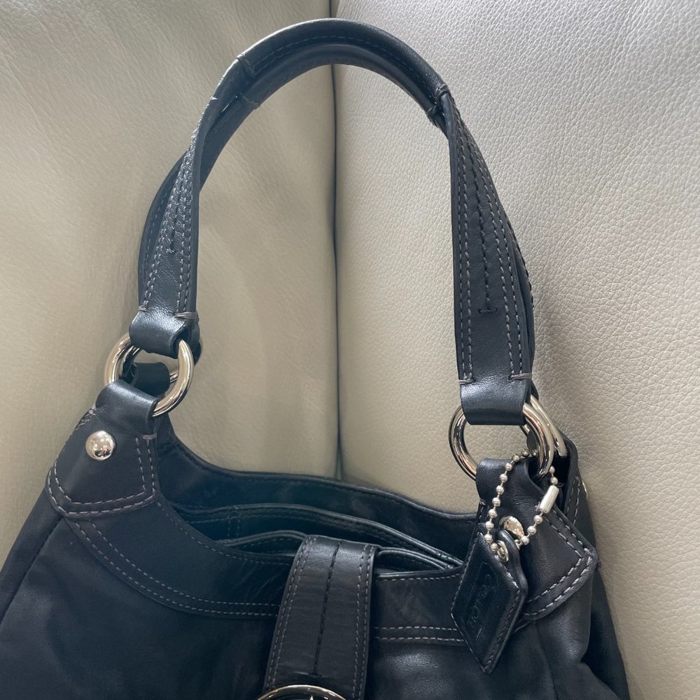 Coach Madison Lynn Pleated Soho Carryall Handbag - Picture 7 of 15